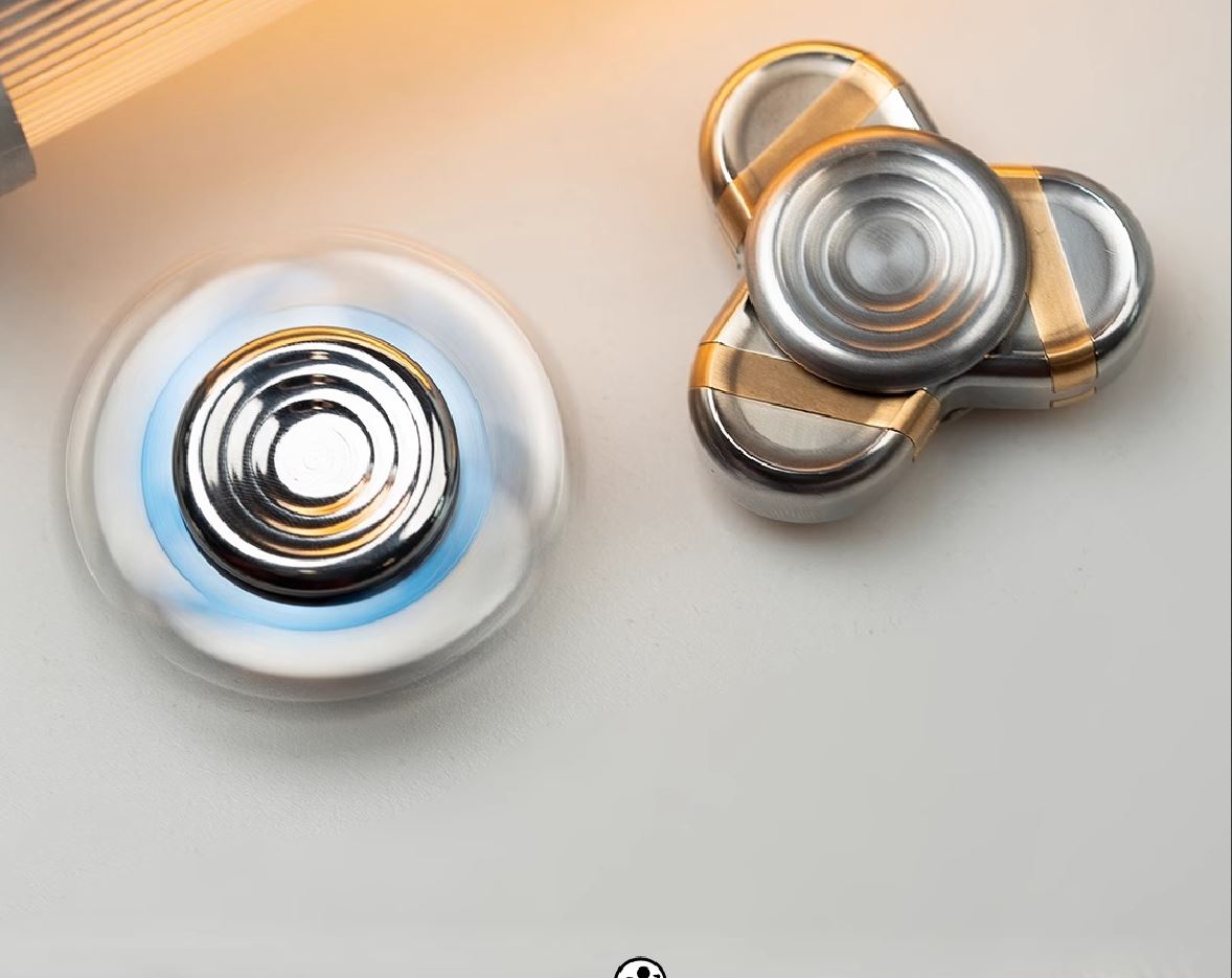 New Launching MetalToys Dz Trefoil Hand Fidget Spinner | MetalToys Dz Trefoil Gyro Spinner for Gift and Collection