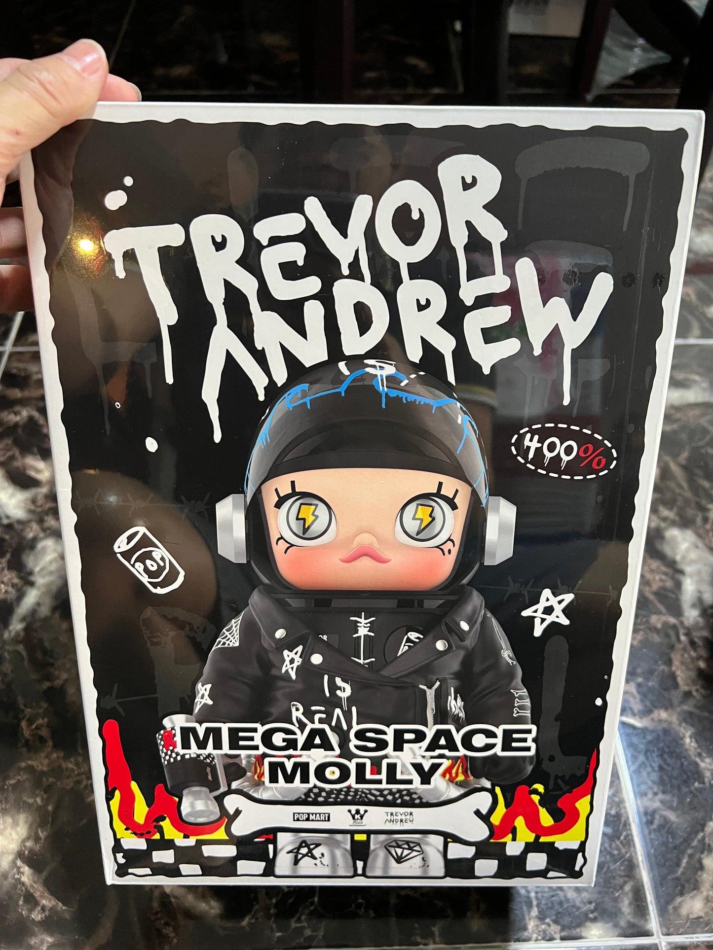 POP MART - MEGA SAPCE MOLLY 400% Trevor Andrew 2.0 - 100% Authentic from POP MART