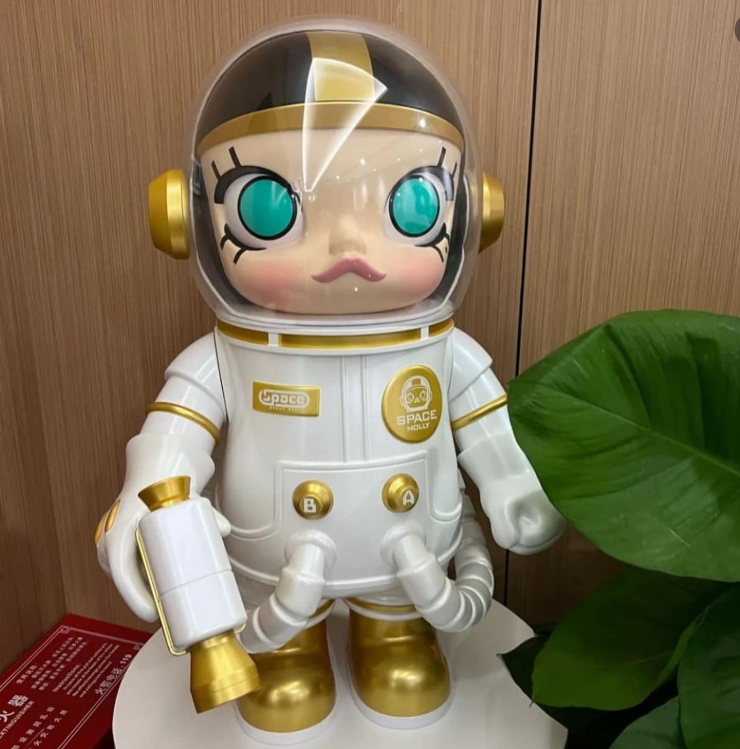 POP MART - MEGA SAPCE MOLLY - STAFF 5th Years Anniversary Edition - START FROM HEART 400% - 100% Authentic from POP MART
