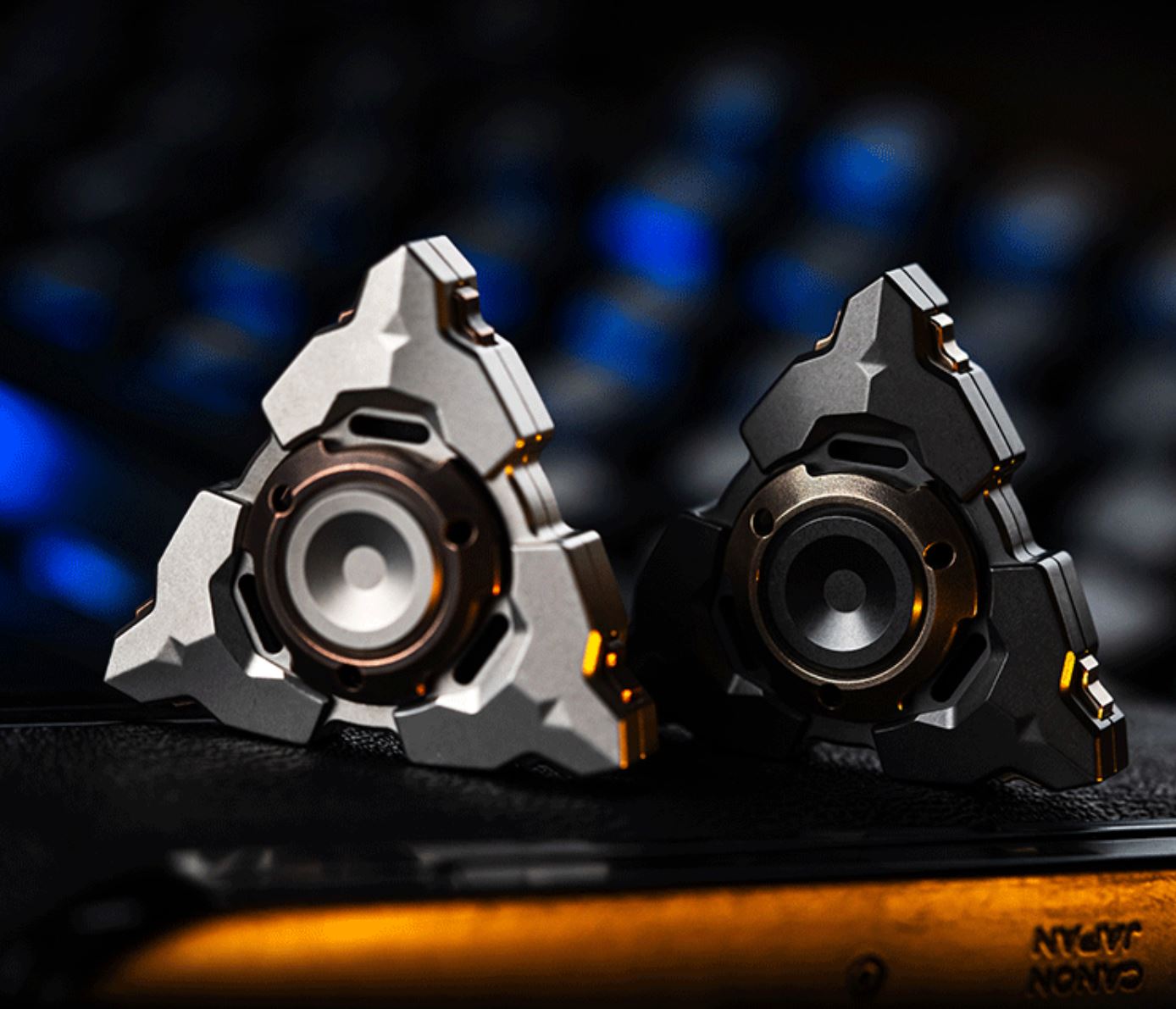 WANWU New Armor Stainless Steel Hand Fidget Spinner | WANWU EDC Armor Hand Gyro Fidget Spinner | Metal Armor Gyro Hand Spinner for Gift