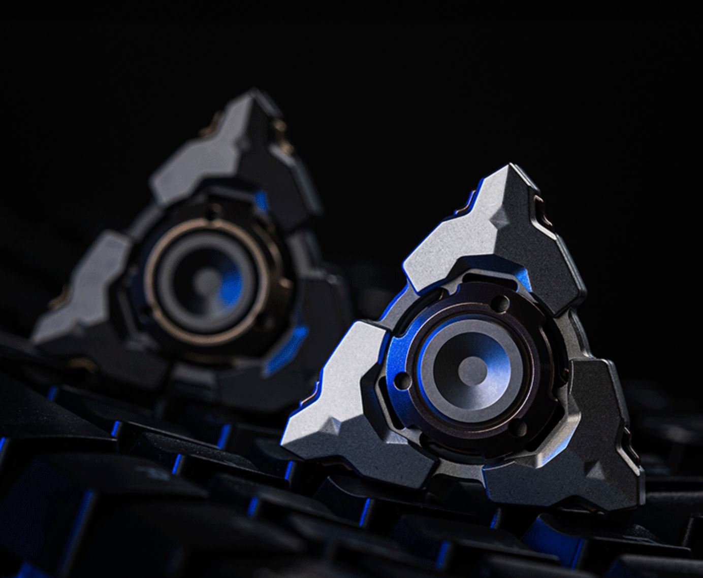 WANWU New Armor Stainless Steel Hand Fidget Spinner | WANWU EDC Armor Hand Gyro Fidget Spinner | Metal Armor Gyro Hand Spinner for Gift