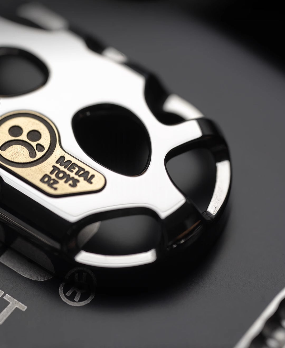 Dz Metal Toys Top-B "KONG" Hand Push Haptic Slider | Dz Top-B "KONG" EDC Hand Haptic Push Slider Push Pop Fidget Toys | Metal Fidget Push Pop Toys Anti-Stress Autism ADHD Hand Slider for Gift