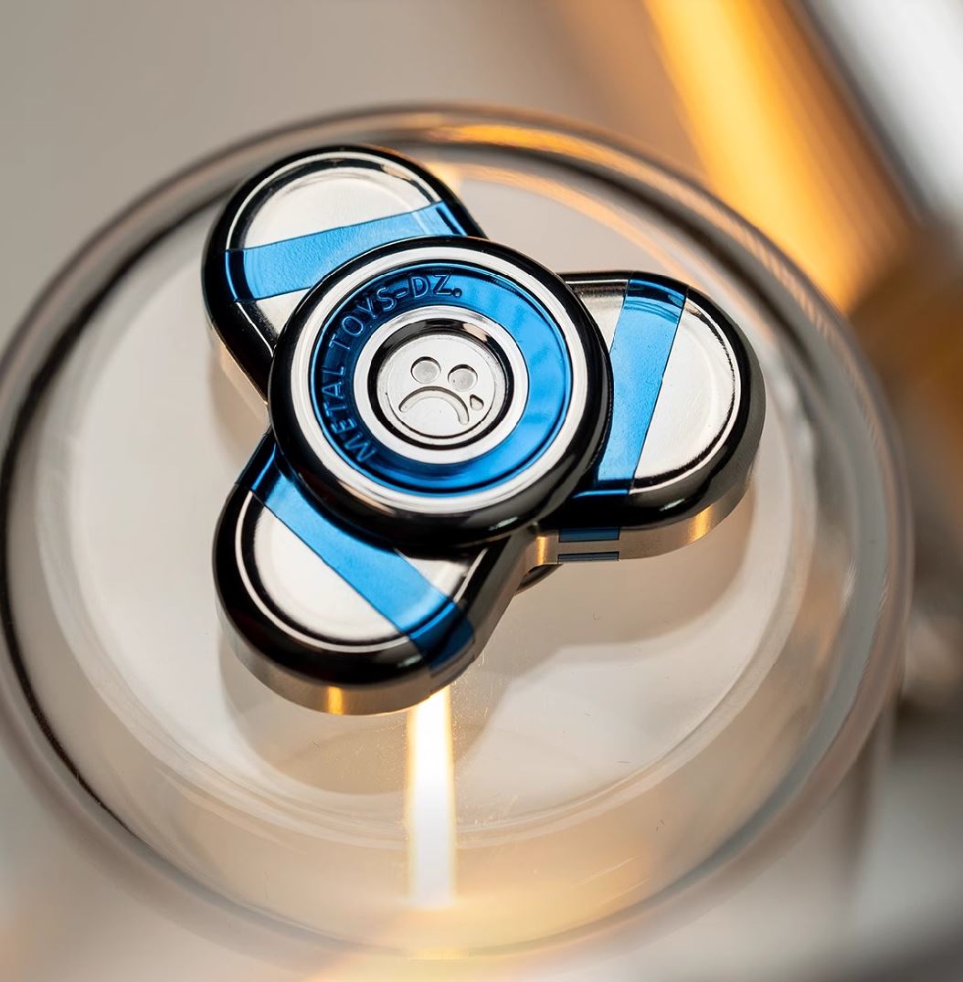 New Launching MetalToys Dz Trefoil Hand Fidget Spinner | MetalToys Dz Trefoil Gyro Spinner for Gift and Collection
