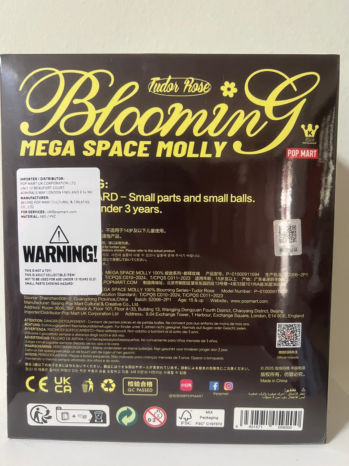 Pop Mart MEGA SPACE MOLLY 100% Blooming Country Exclusive Series - 100% Authentic