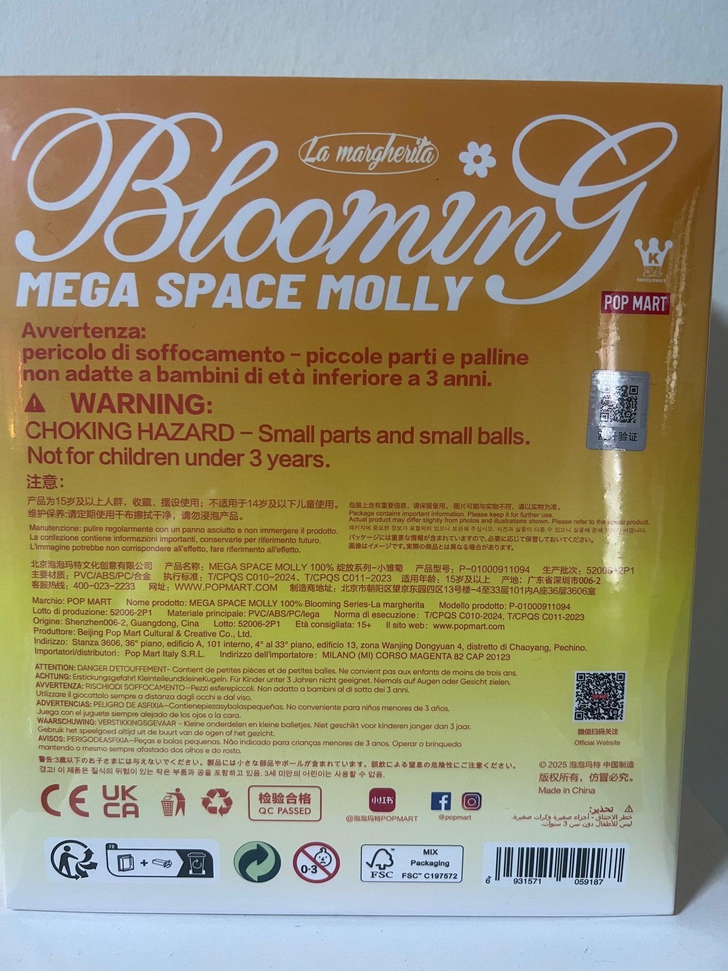Pop Mart MEGA SPACE MOLLY 100% Blooming Country Exclusive Series - 100% Authentic