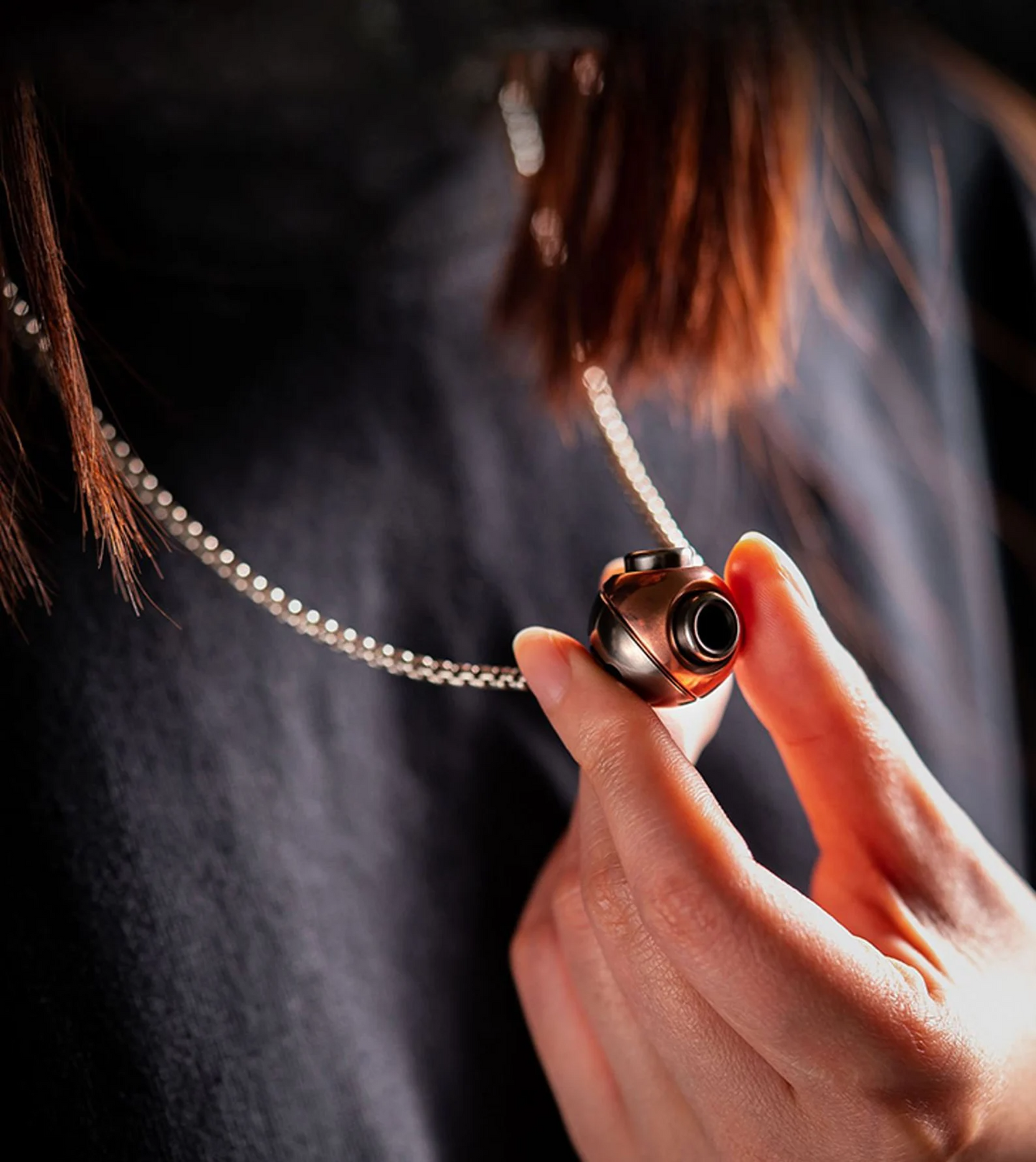 Lautie SpyWar Gas Necklace Pendant Wearing | Lautie Spywar Gas Keychain Toys | EDC Spywar Gas Knife Bead Decorations for Gift and Collection