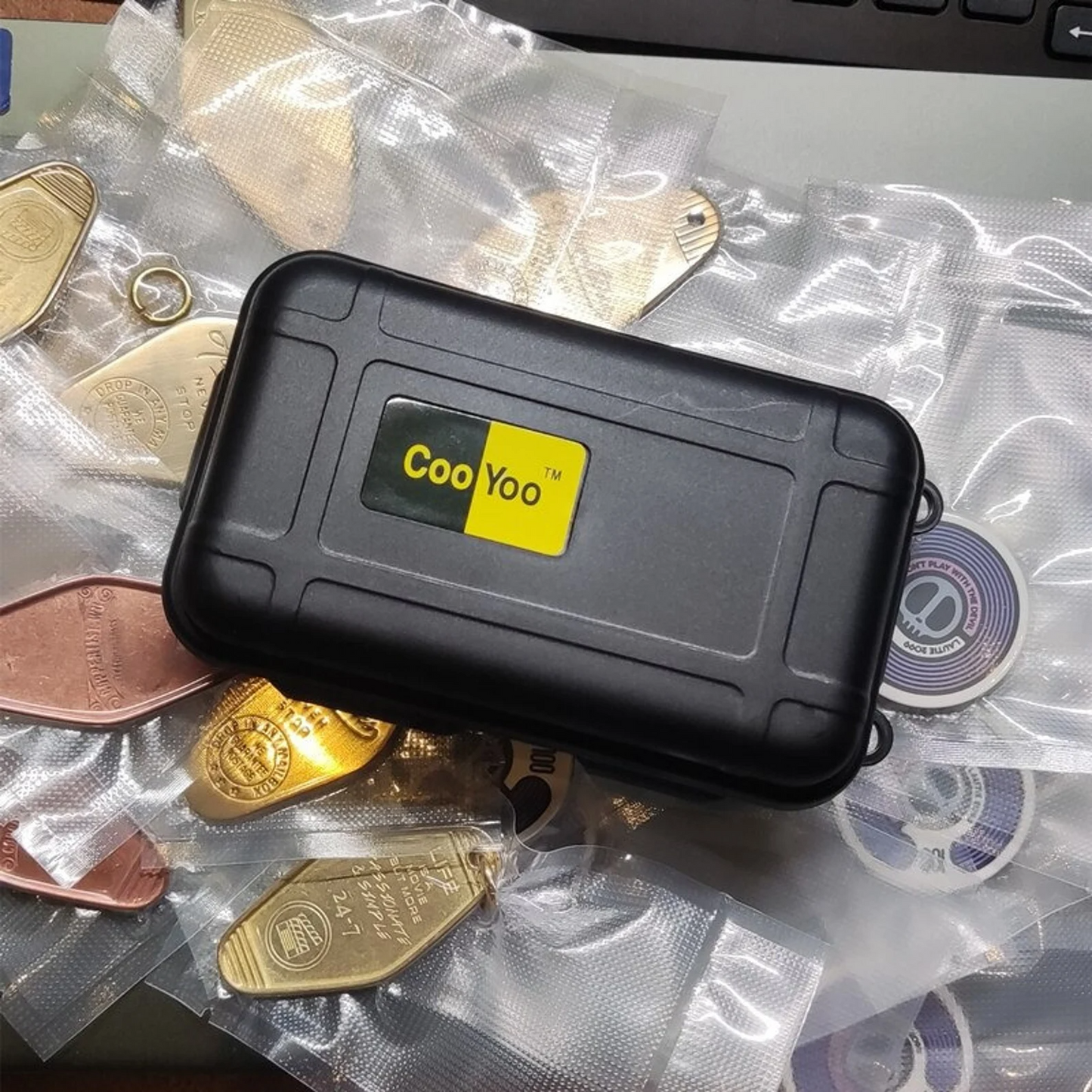 Mini Stainless Steel Skull Poker Coin Shape Push Haptic Slider | Metal Skull Poker Coin Push Hand Slider | EDC Devil Coin Slider for Gift