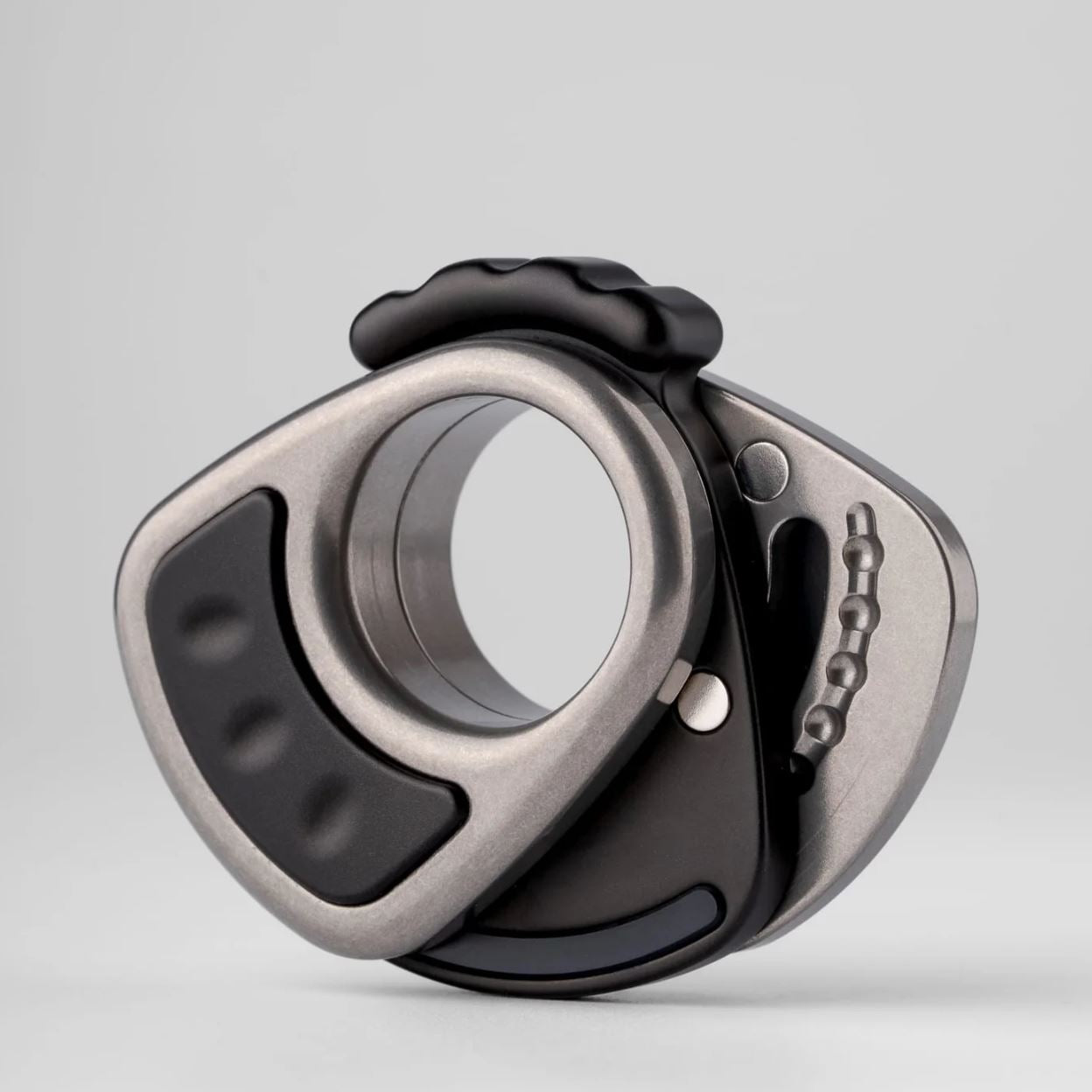 ACEdc Chick, Knuckle Slider Titanium Zirconium Fidget Toy for Collection & Gift