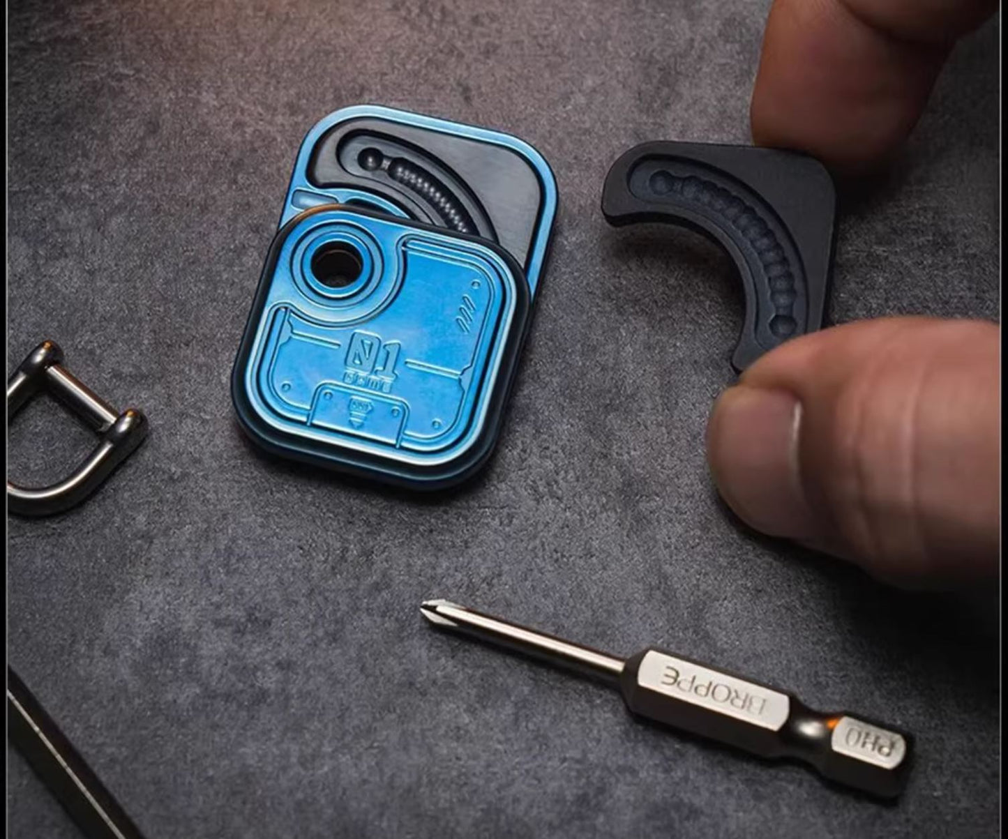 01 EDC Mini Toast Mechanical MAZE Hand Push Slider for Gift & Collection