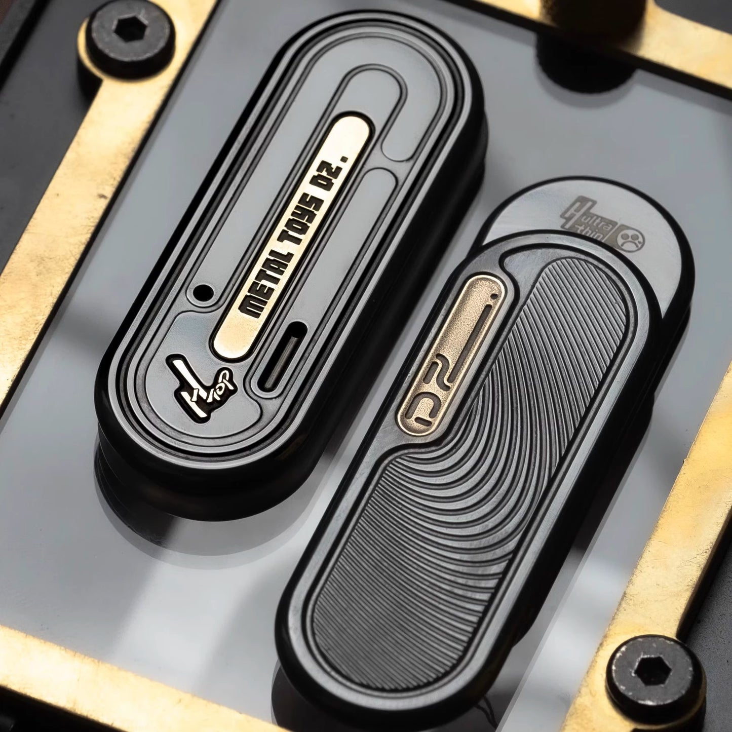 Metal Toys Dz Top-H Ultra Thin Hand Push Haptic Slider | Dz Top-H Ultra Slim EDC Hand Haptic Push Slider Push Pop Fidget Toys| Metal Fidget Push Pop Toys Anti-Stress Autism ADHD Hand Slider for Gift