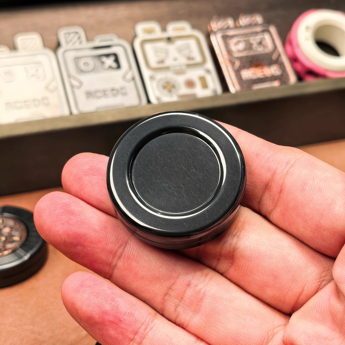 ACEdc x SSSedc Halloween Limited Edition Mechanical Coin Shape Hand Slider for Gift & Collection